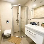 Daire Bright & Peaceful 1bd With Free Underground Parking Tallinn