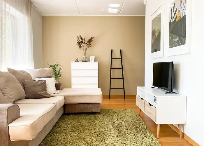 Korter Bright & Peaceful 1bd With Free Underground Parking *