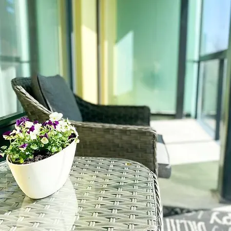 Daire Bright & Peaceful 1bd With Free Underground Parking Tallinn